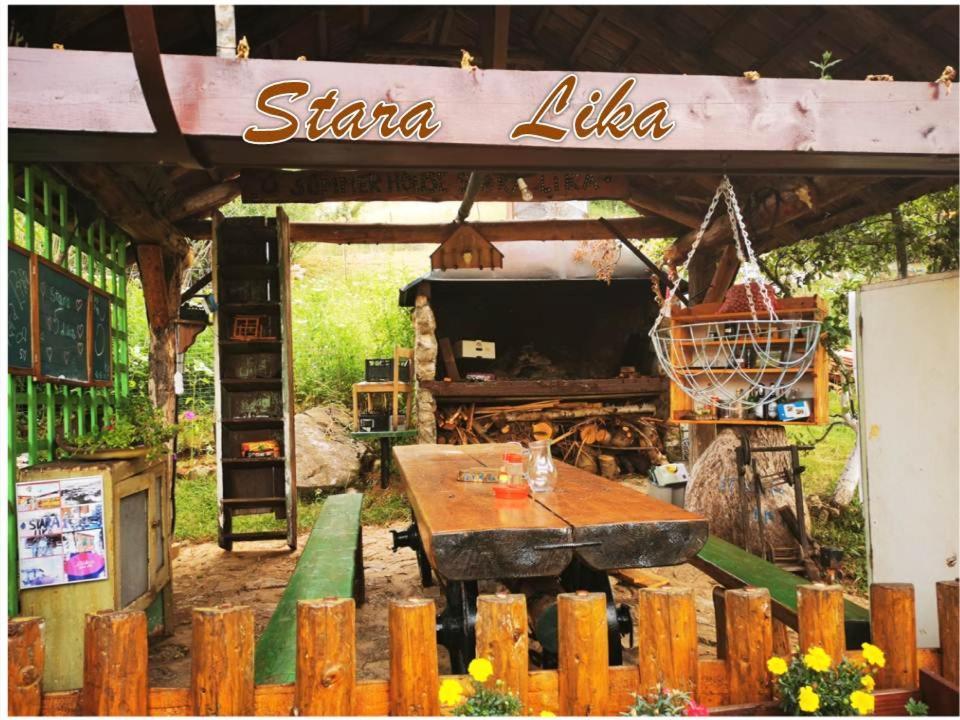 Apartmán Ivona - Kuca Za Odmor Perusic - Stara Lika Exteriér fotografie