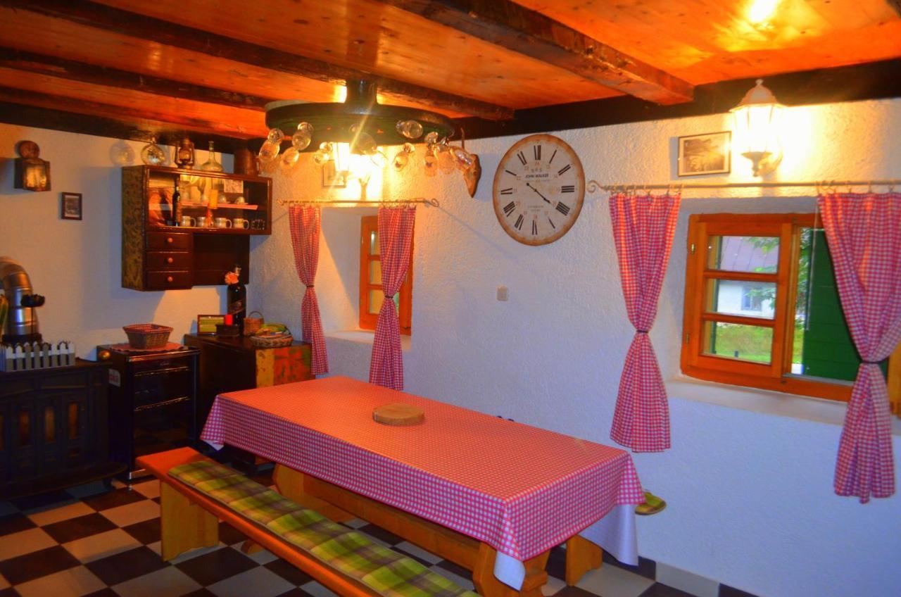 Apartmán Ivona - Kuca Za Odmor Perusic - Stara Lika Exteriér fotografie